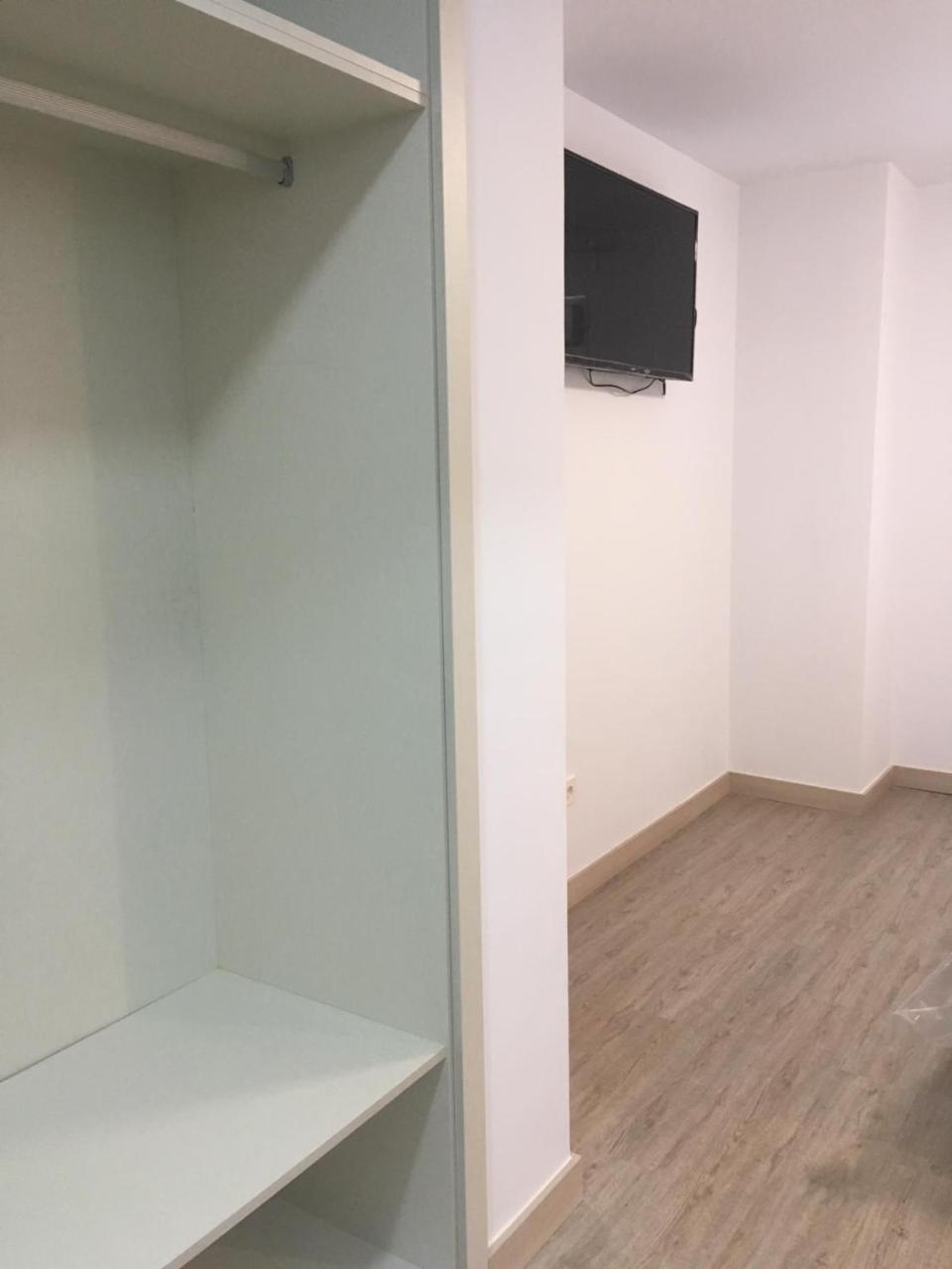 Twin Room,771699283:JPEG