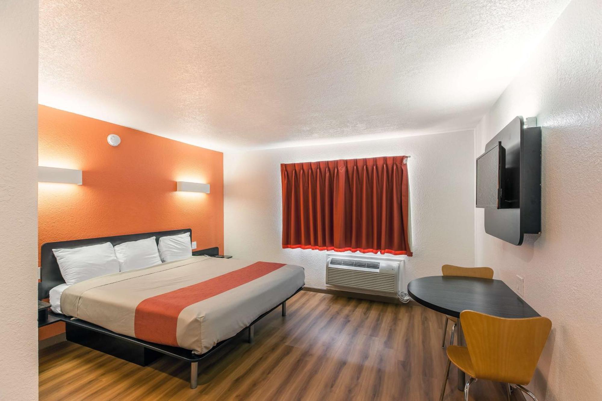 Chambre Lit King-Size - Non-Fumeurs