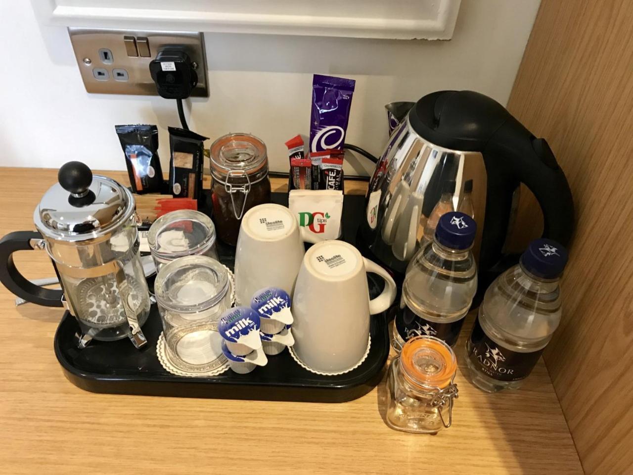 Standard Double Room,137321853:JPEG