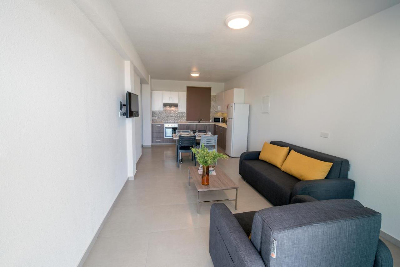 Luxury One-Bedroom Apartment