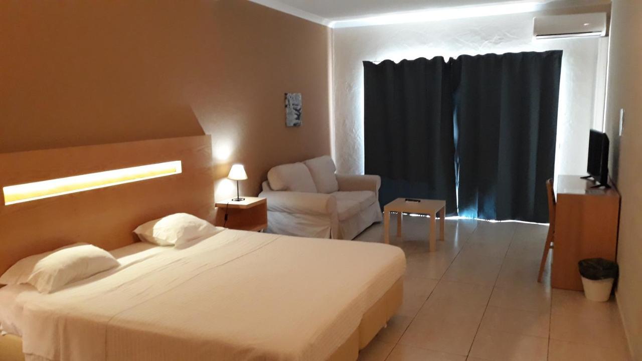 Habitación Doble con vistas a la piscina - 1 o 2 camas