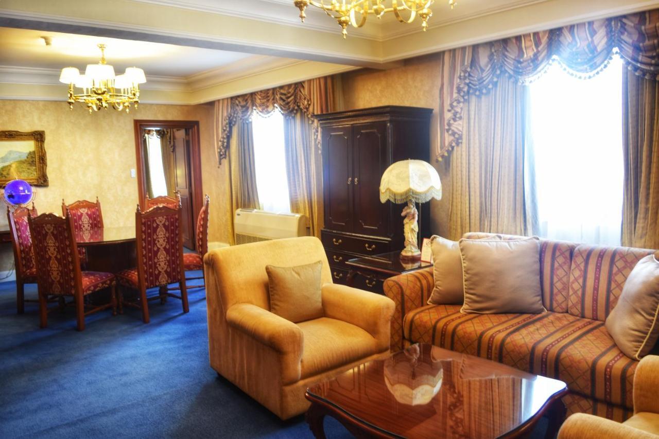 Presidential Suite
