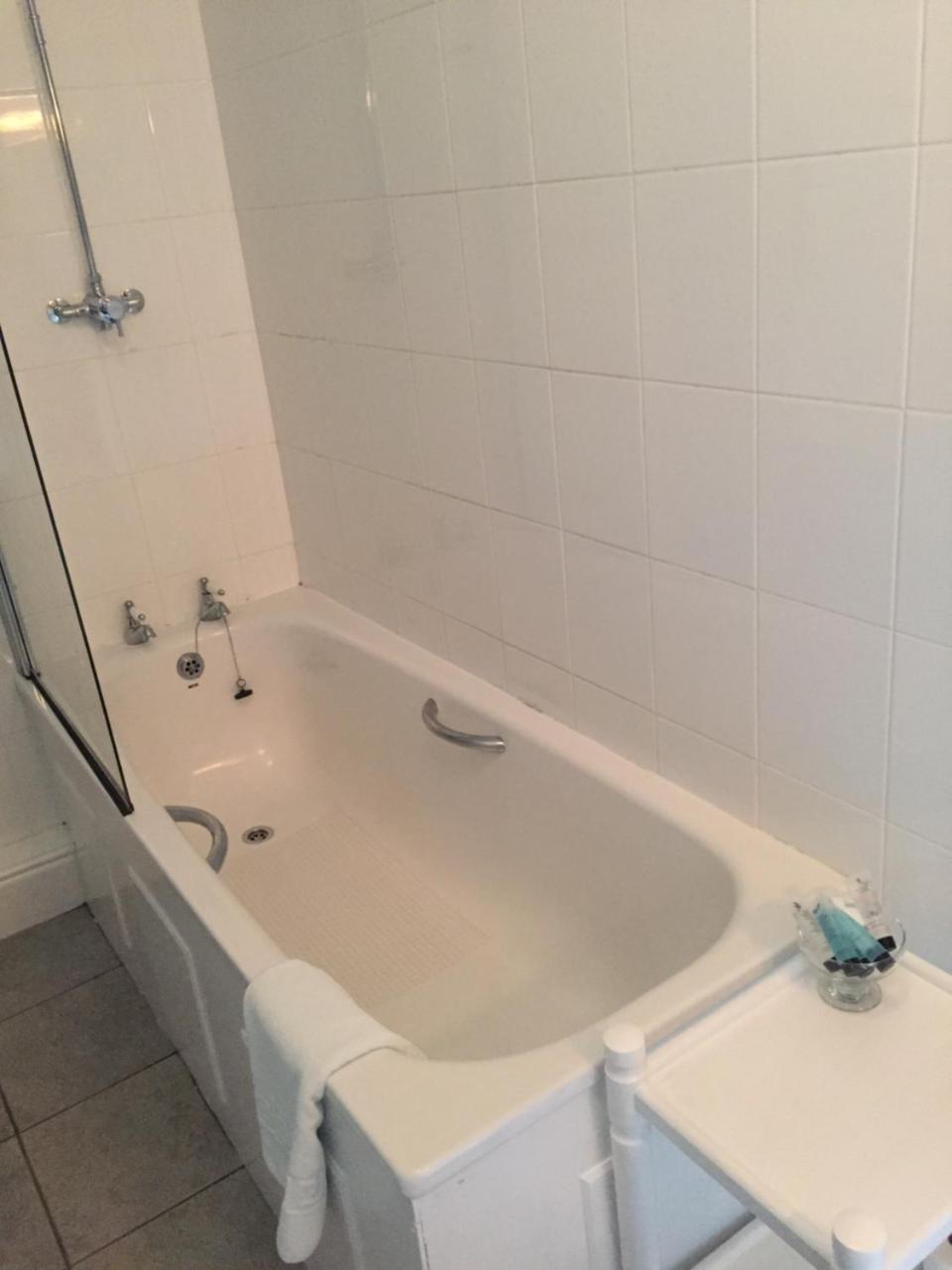 Single Room,1758328555:JPEG