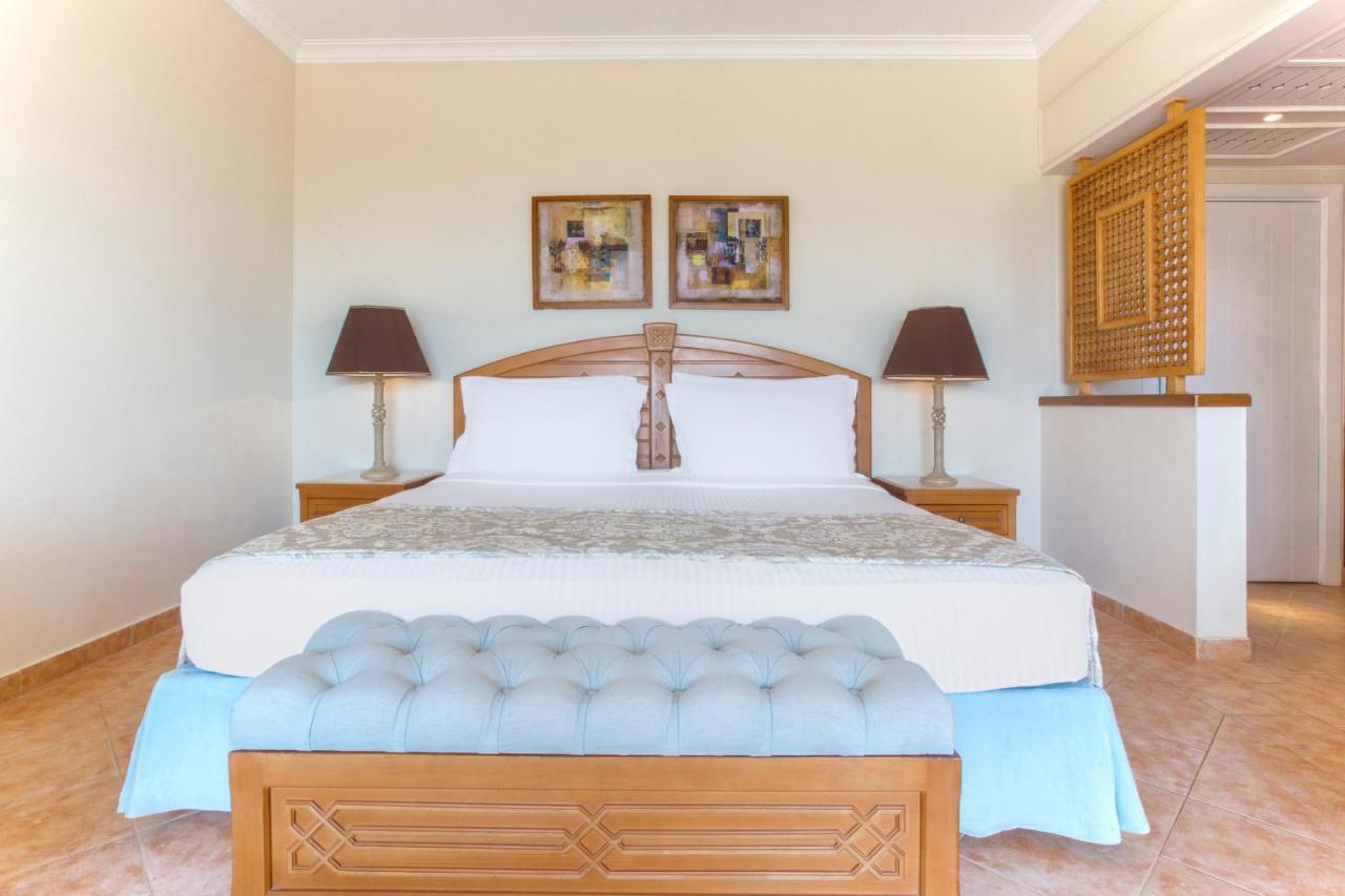 Side Sea View Room