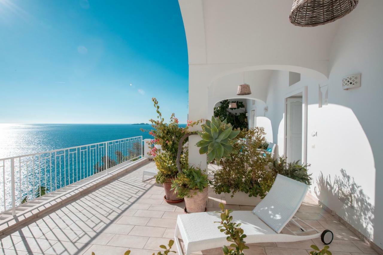 Superior Double or Twin Room with Sea View,778188807:JPEG