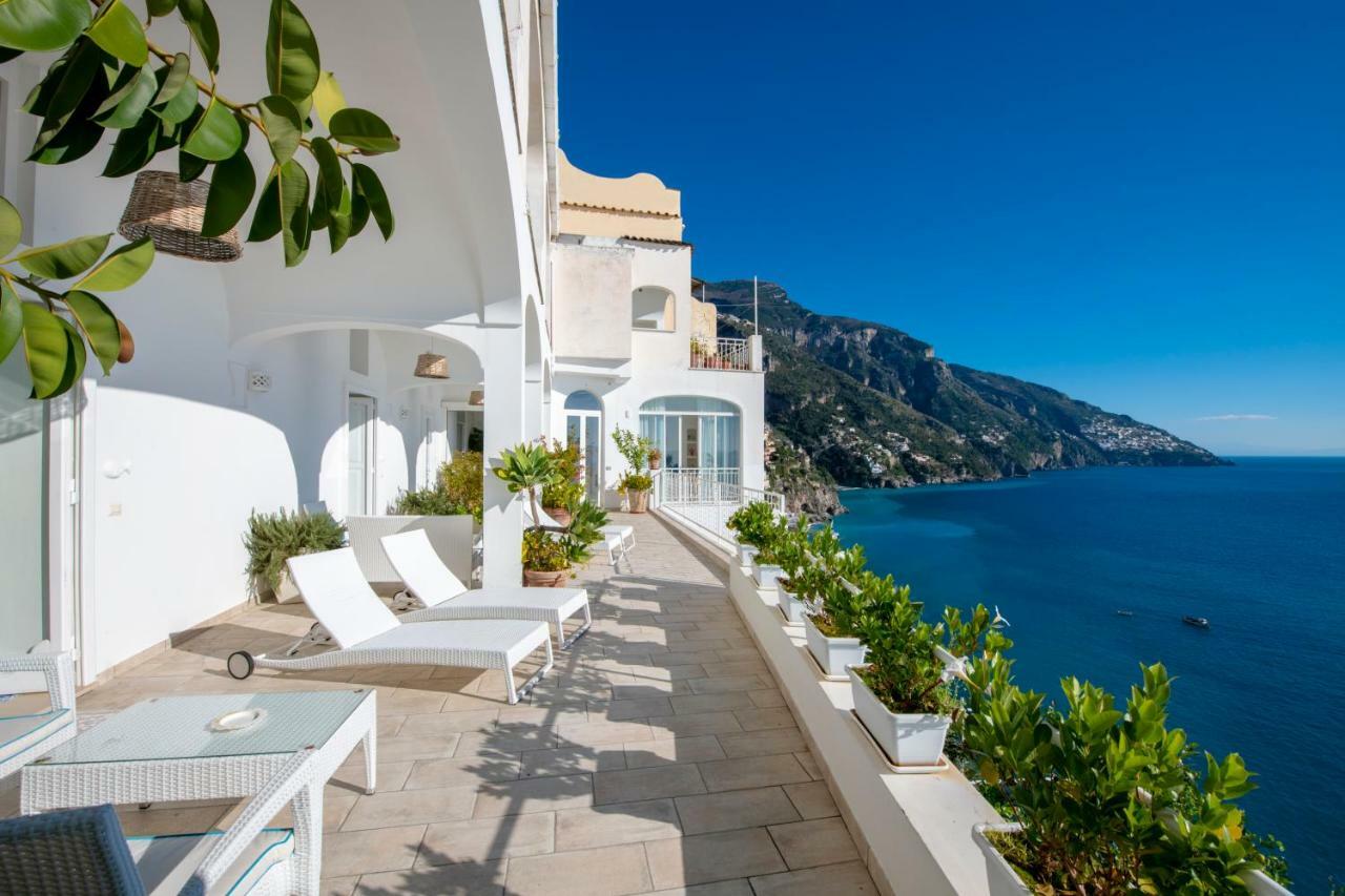 Deluxe Double or Twin Room Sea View
