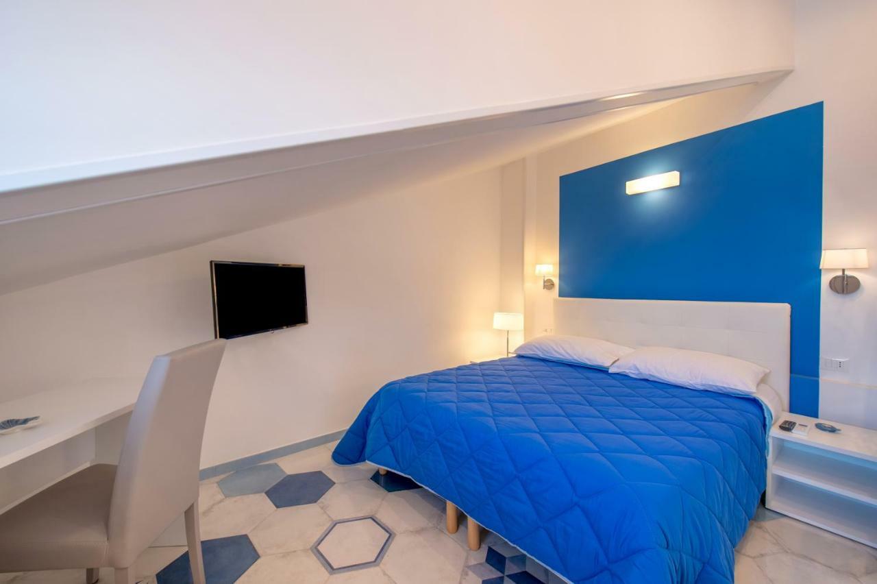 Quadruple Room Sea View