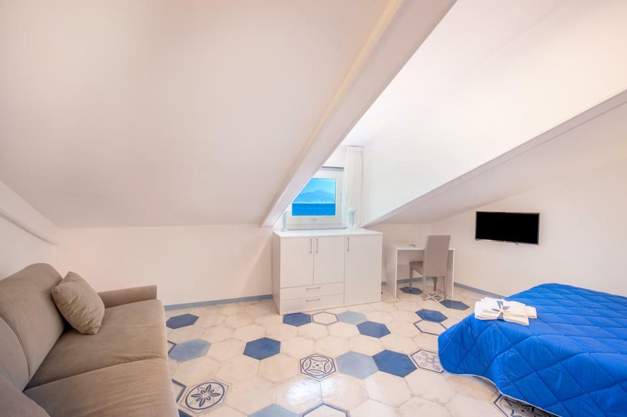 Quadruple Room Sea View