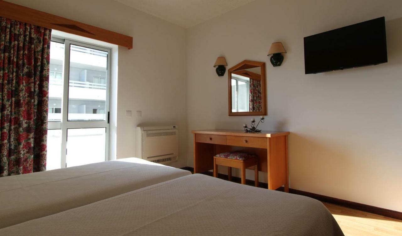 Twin Room Land View