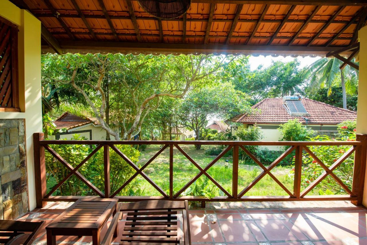 Deluxe Bungalow Garden View