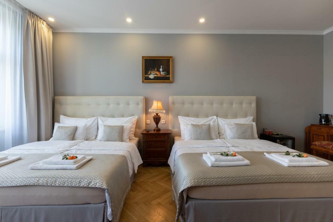 Junior Quadruple Room