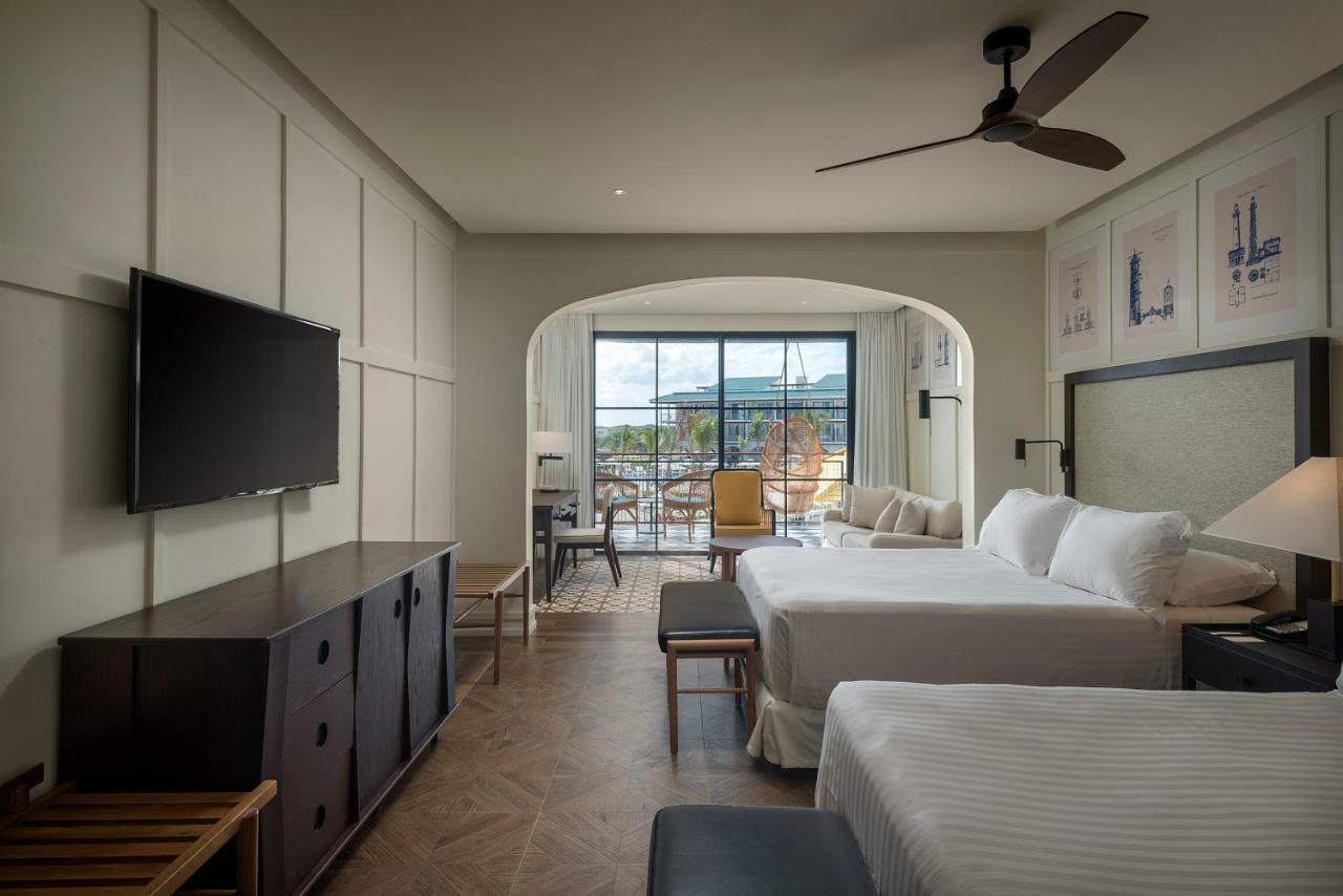 Suite Junior con vistas a la piscina