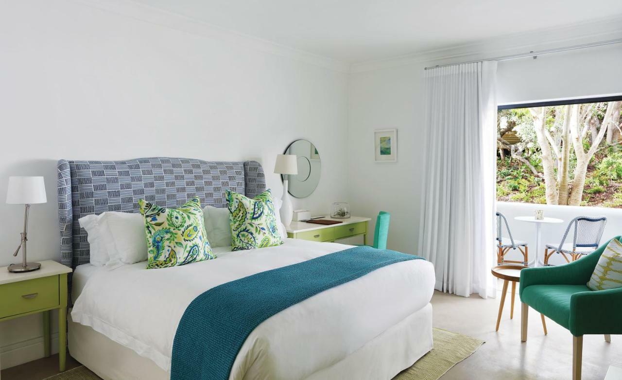 Chambre Lit King-Size - Vue sur Piscine