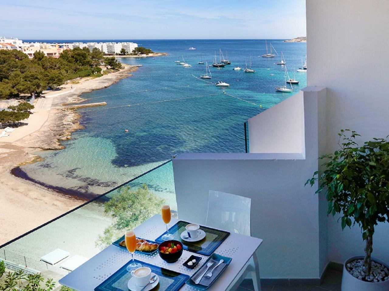 Apartment mit seitlichem Meerblick