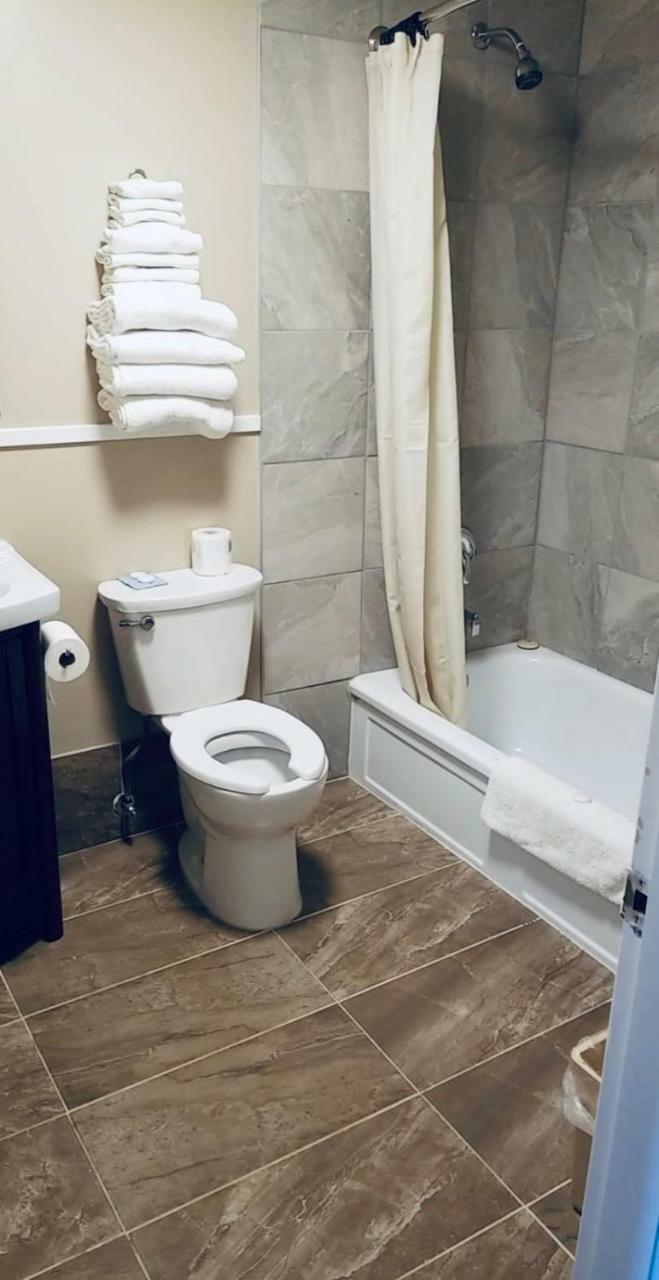 Queen Suite