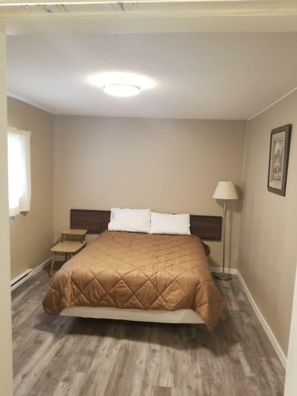 Queen Suite