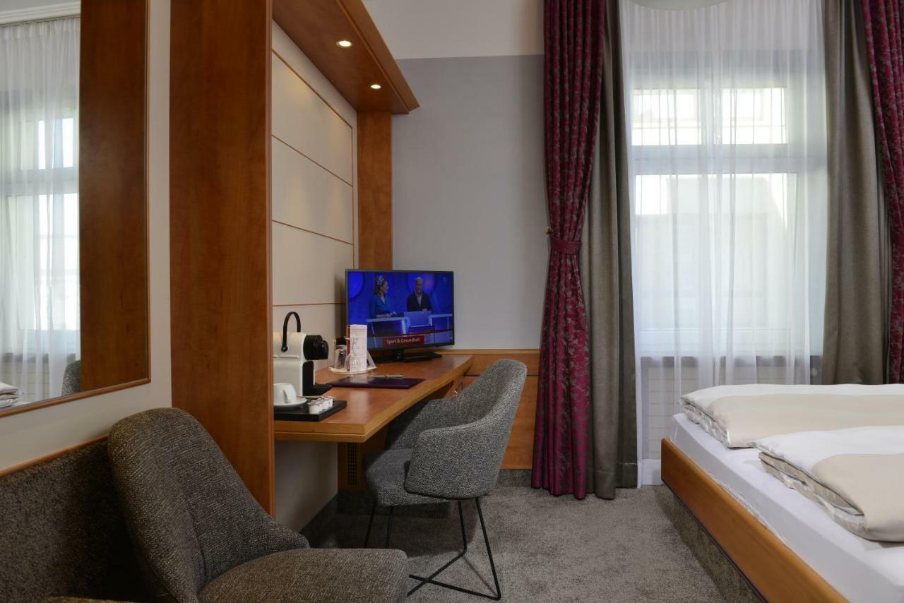Small Double Room
