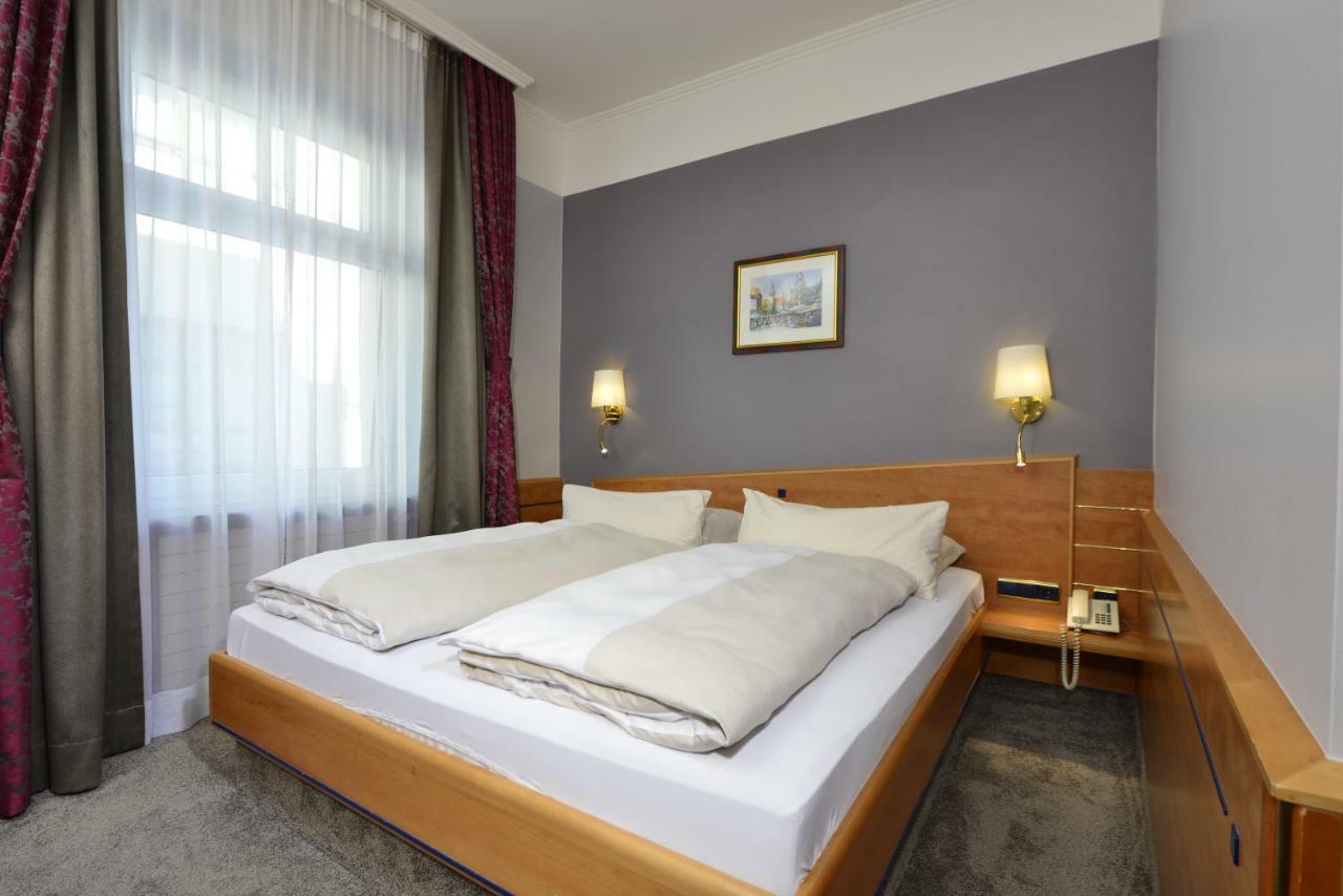 Small Double Room