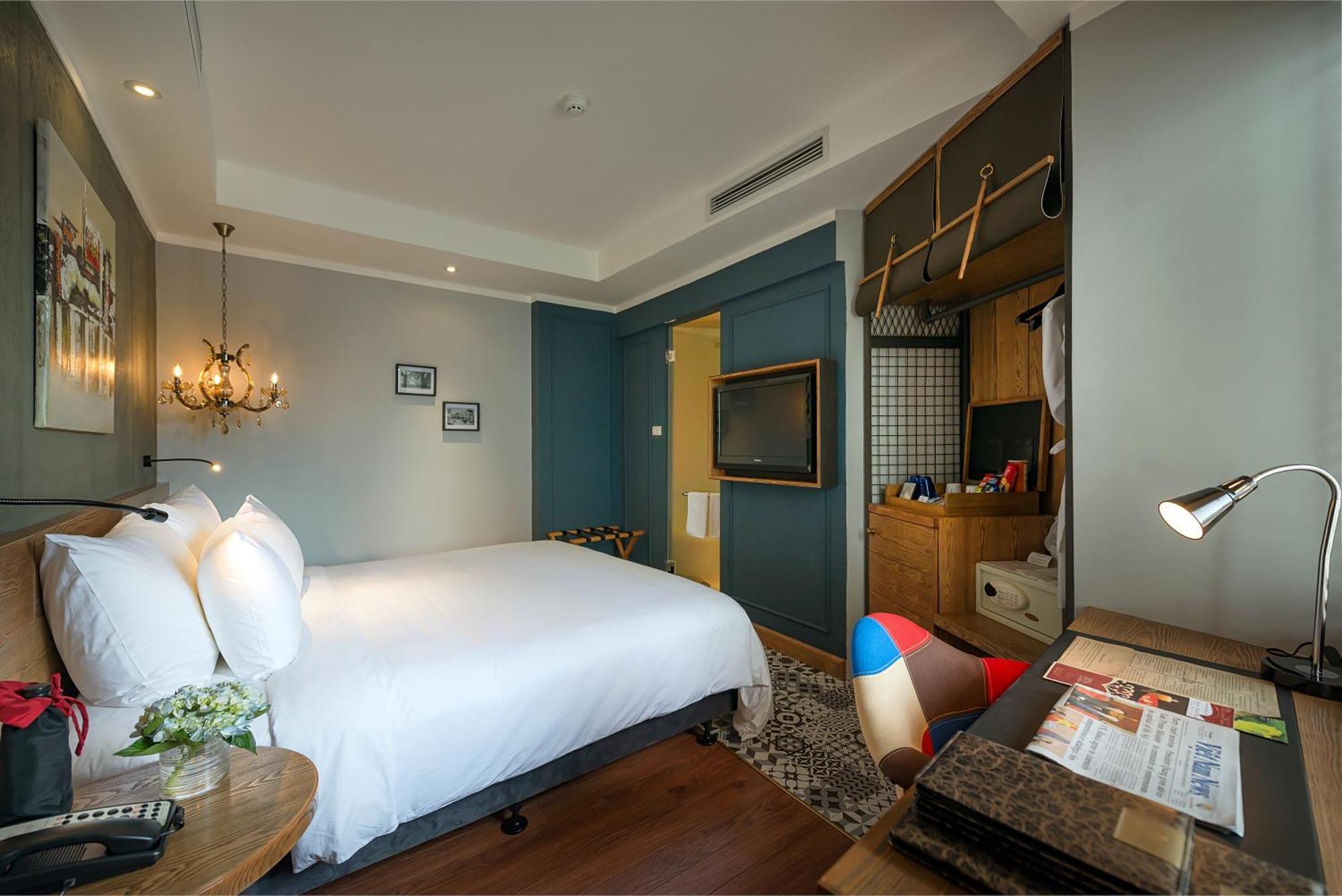 Trendy Deluxe Double or Twin Room