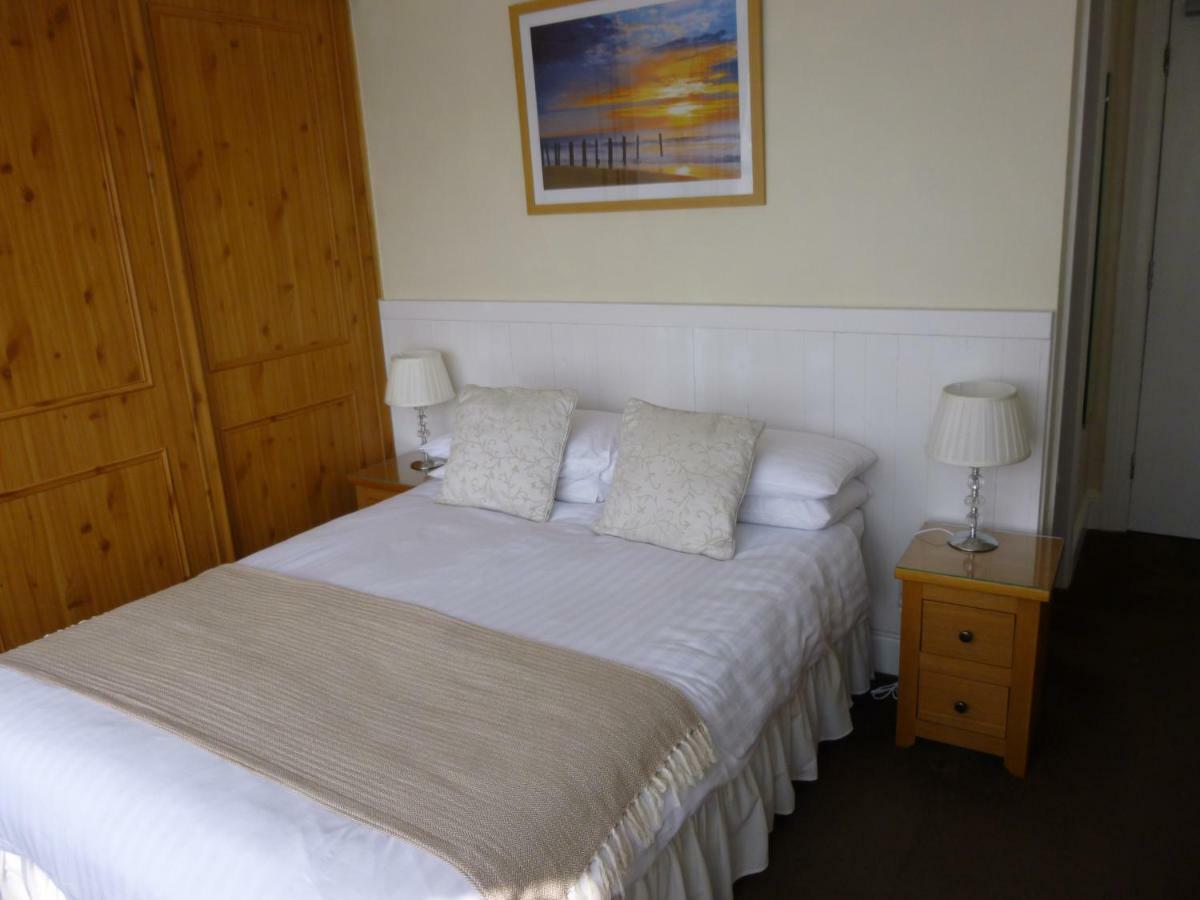 Double Room Shower