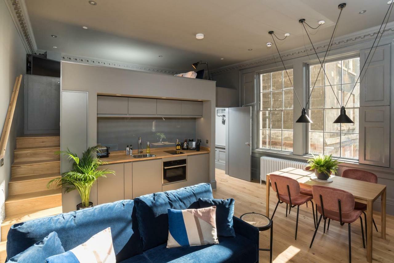 Deluxe Mezzanine Apartment