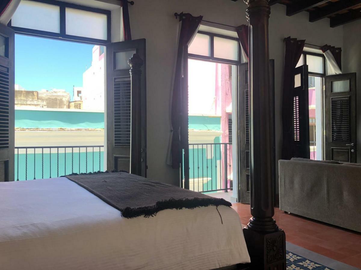 Suite Deluxe con balcón