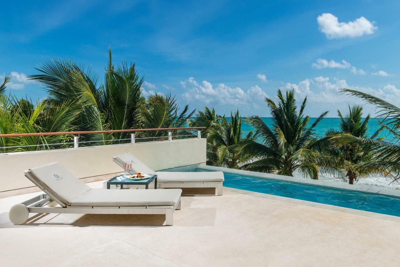 Beachfront Casite
