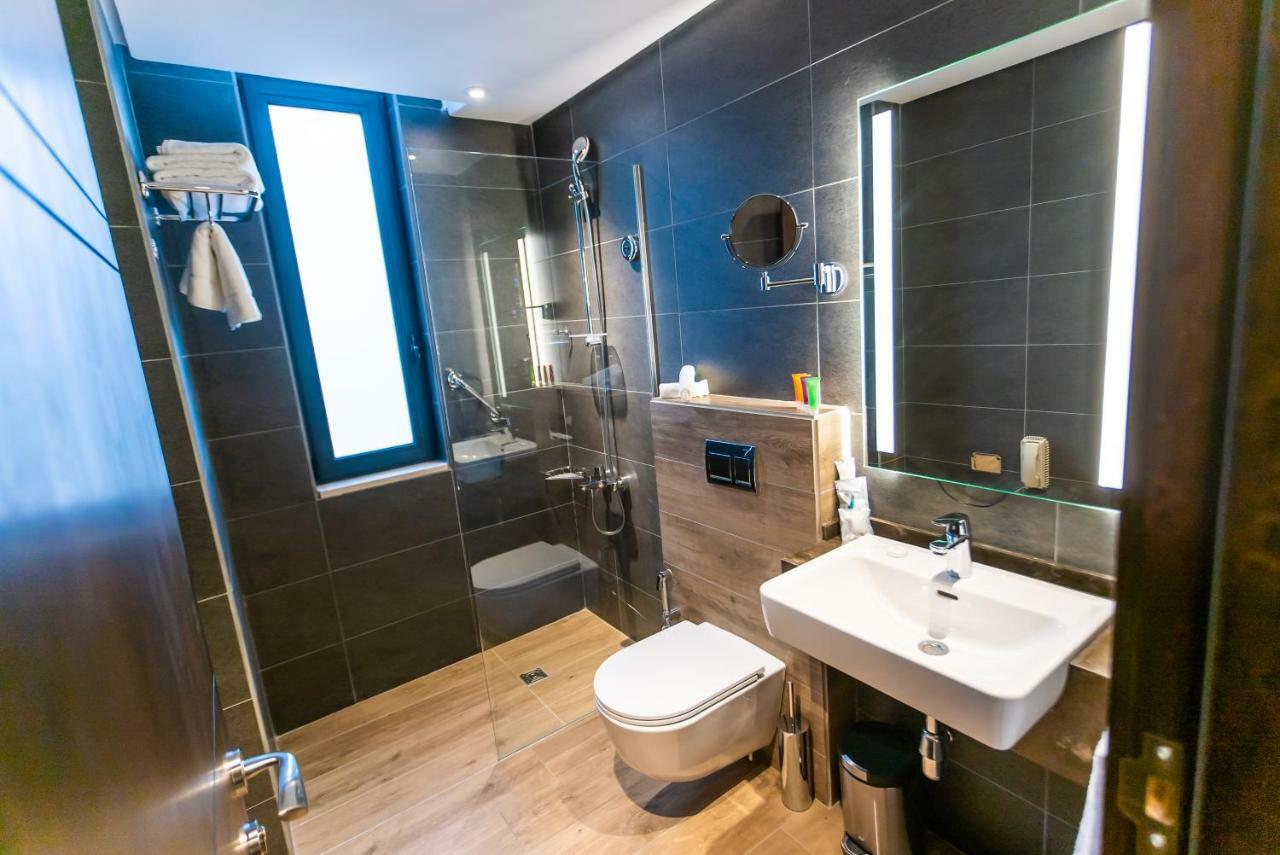 Chambre Deluxe Double ou Lits Jumeaux