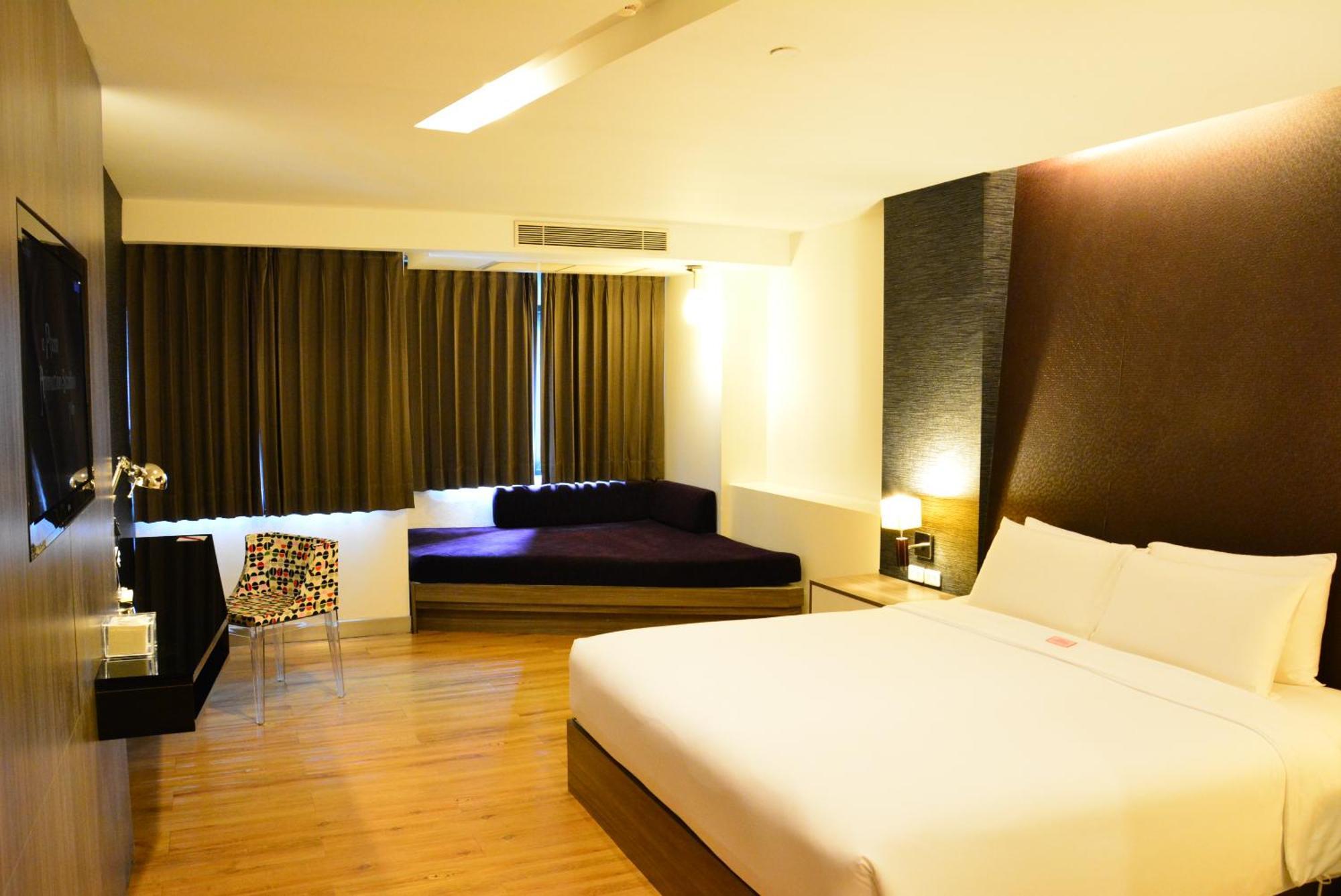 Premier Room