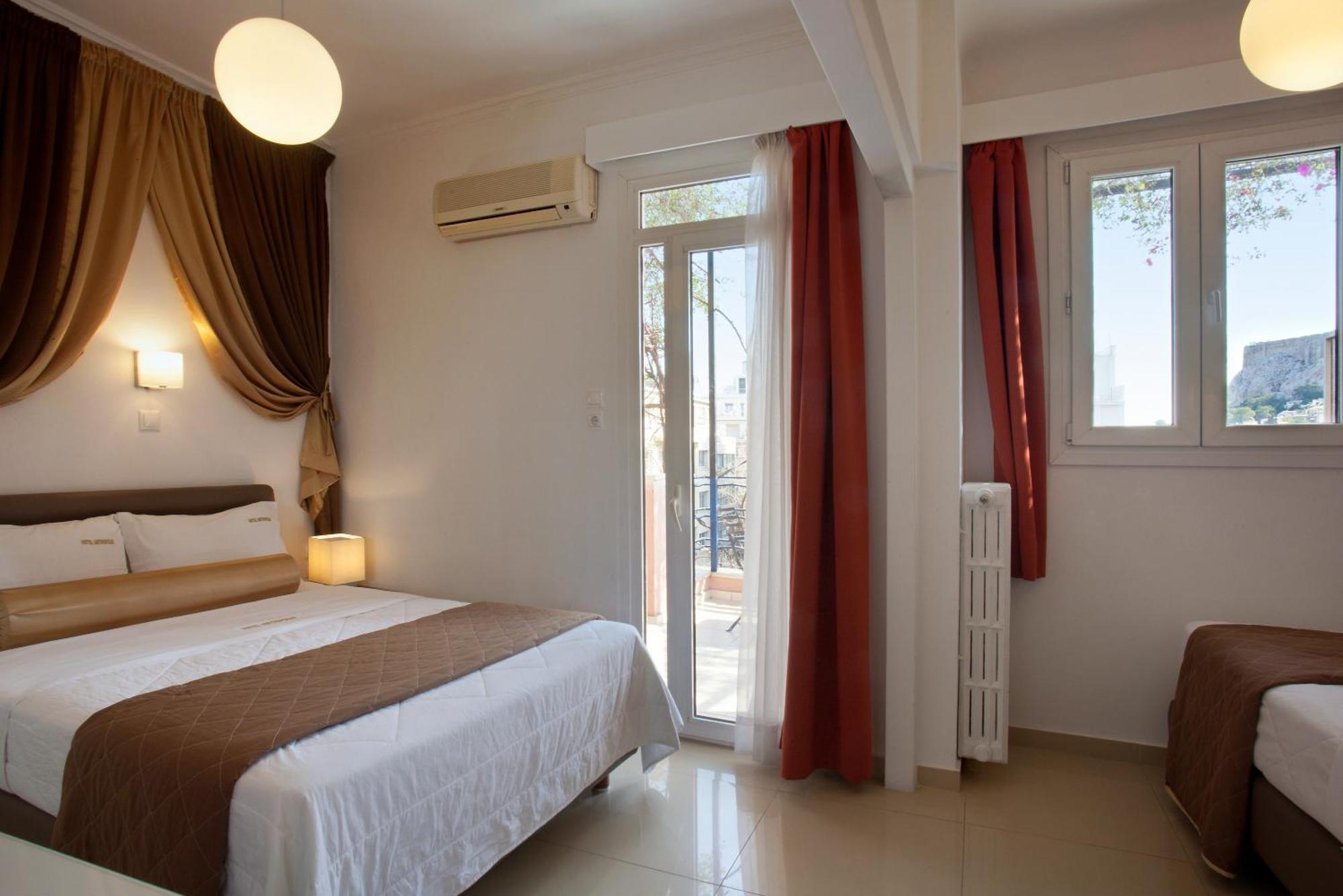 Triple Room Acropolis View