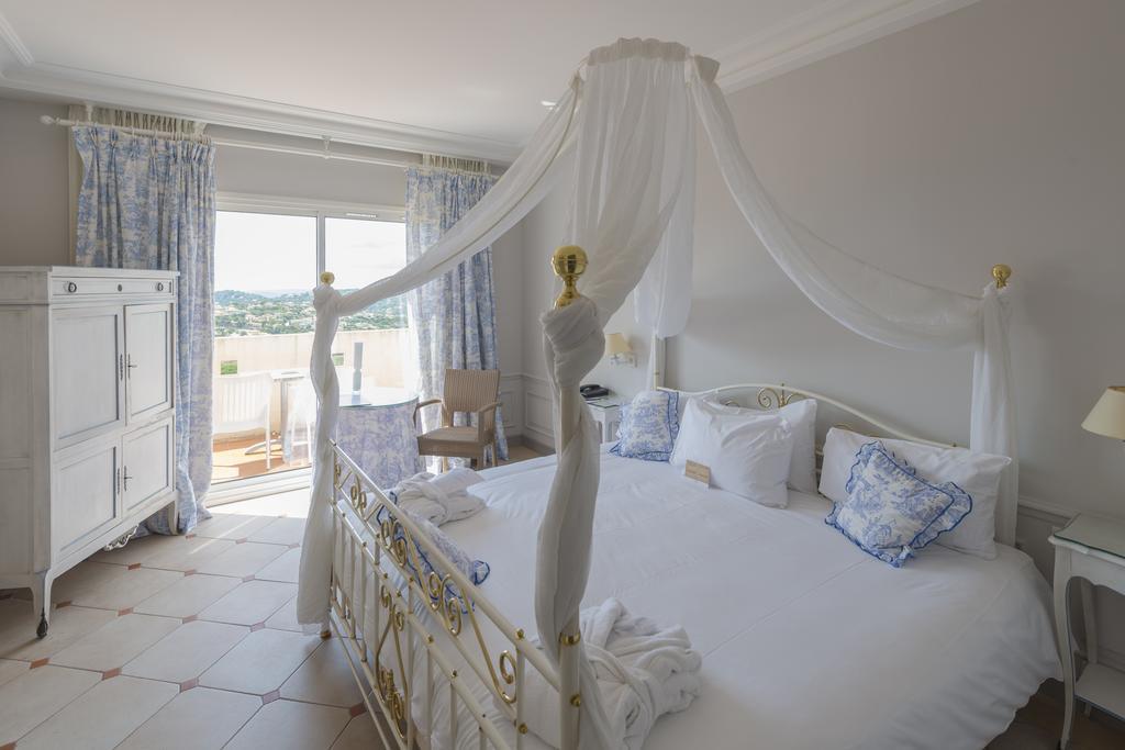 Suite avec Terrasse et Accès au Spa