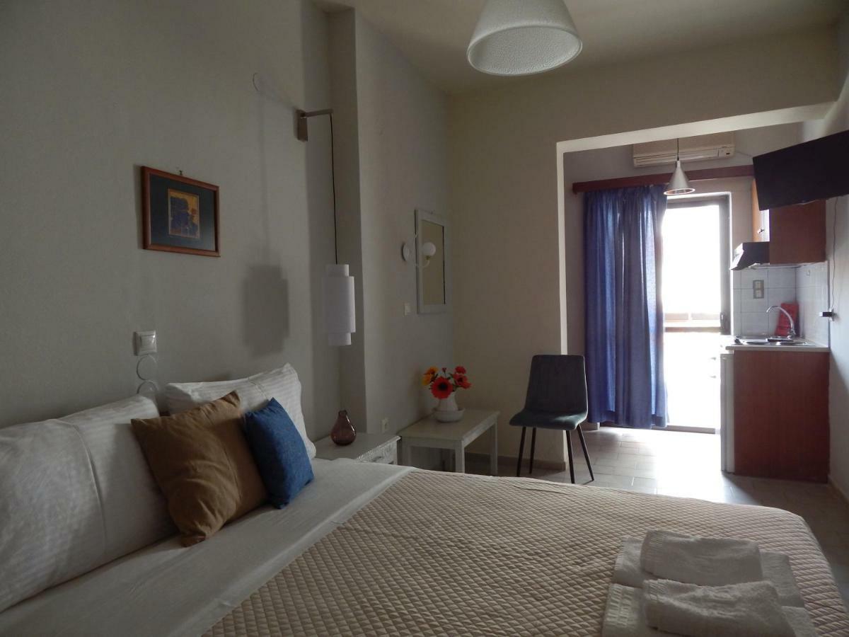 Double or Twin Room Partial Sea View