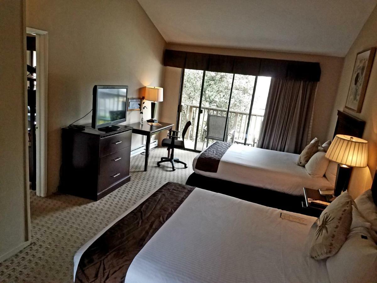Two-Bedroom Suite
