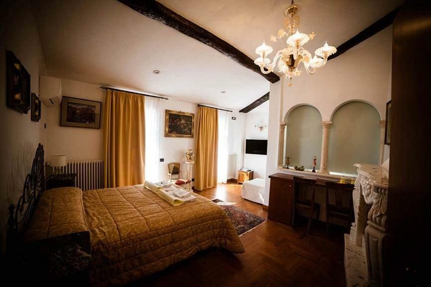 Large Double Room Balcony