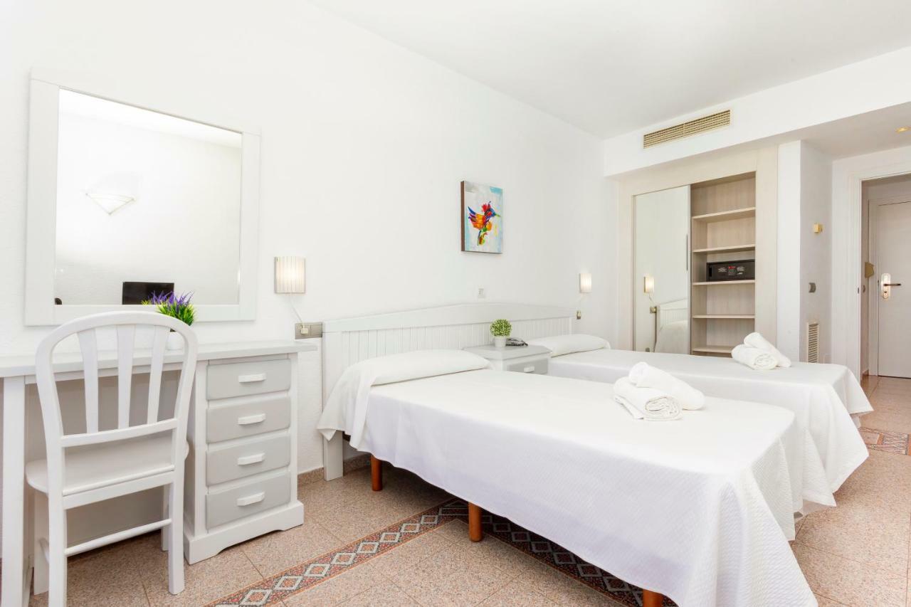 Twin Room Terrace