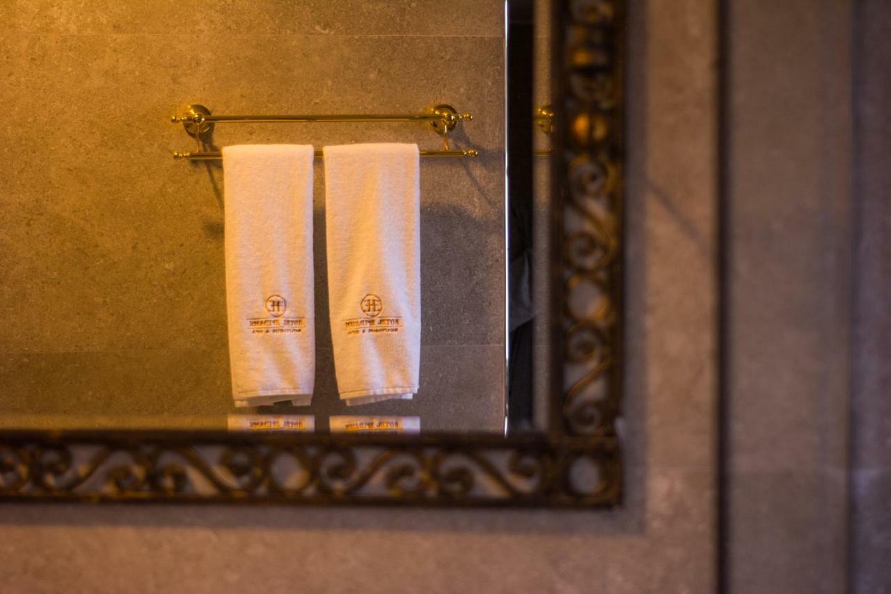 Deluxe Double Room Balcony