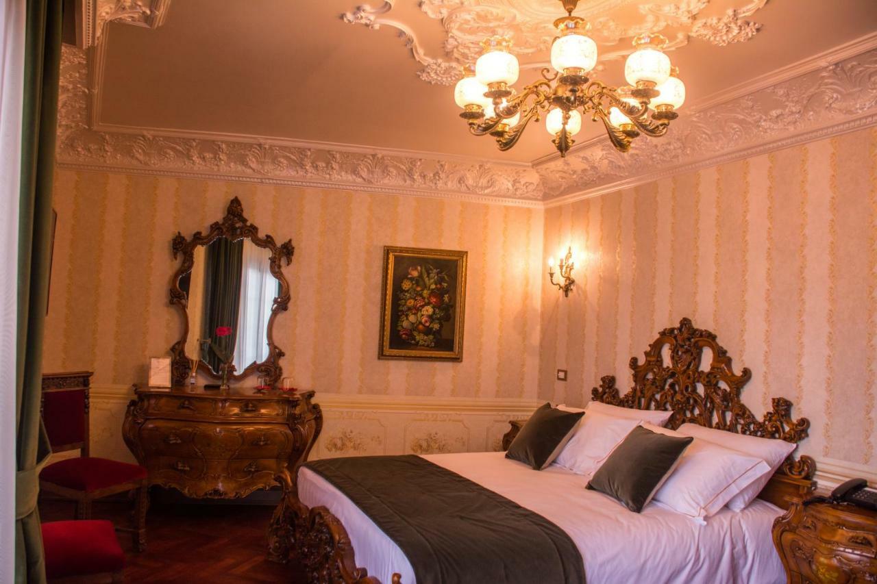 Deluxe Double Room Balcony