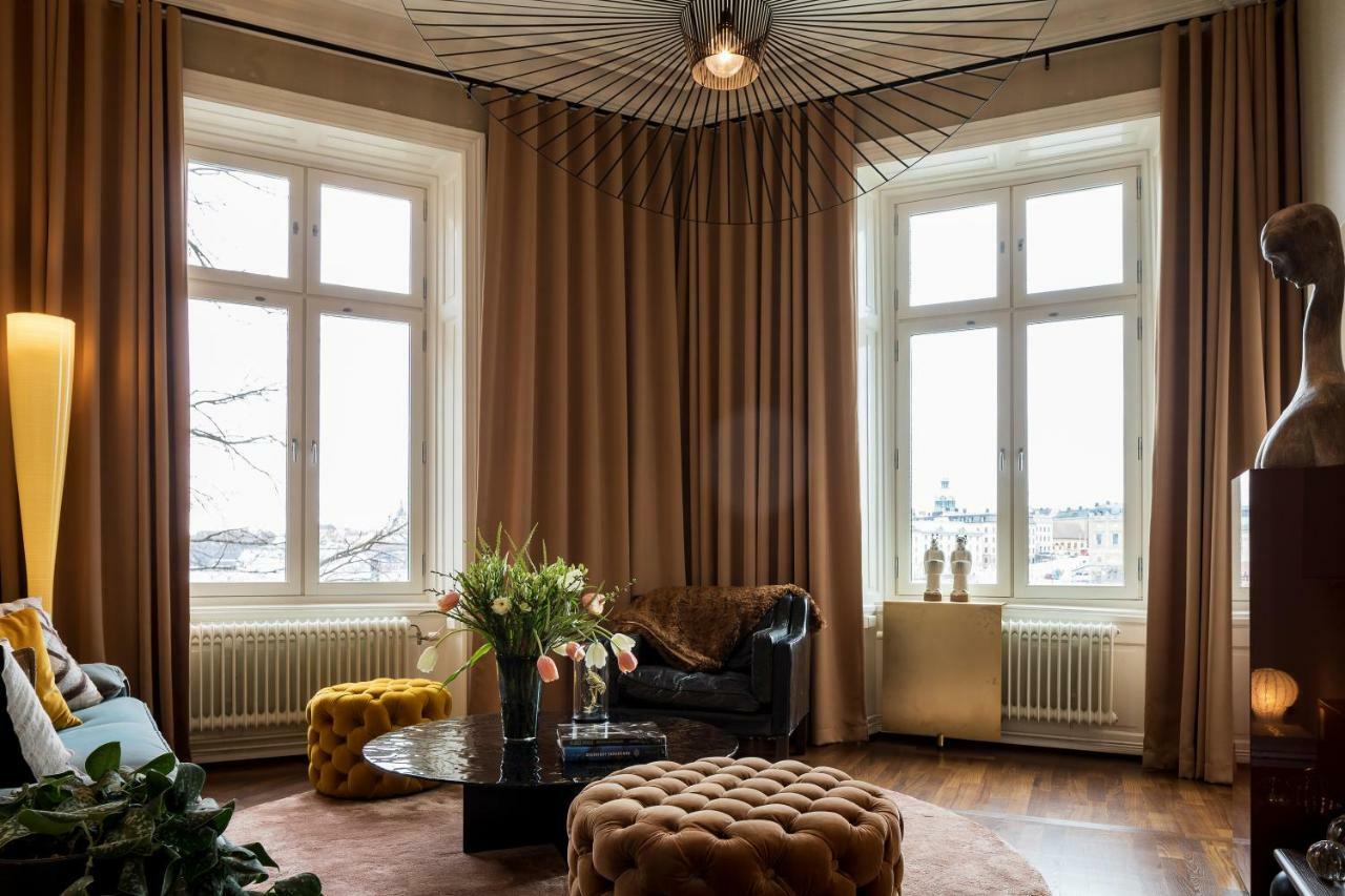 Large King Room