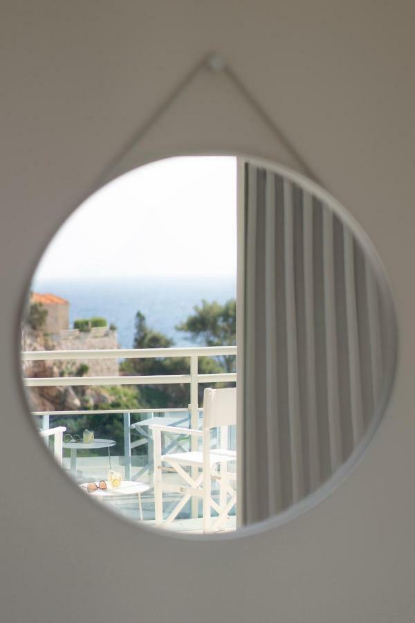 Suite Junior con balcón y vistas al mar