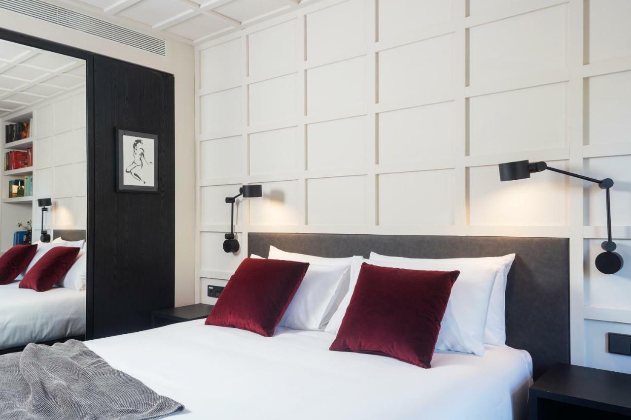 Superior Double Room Ramblas view