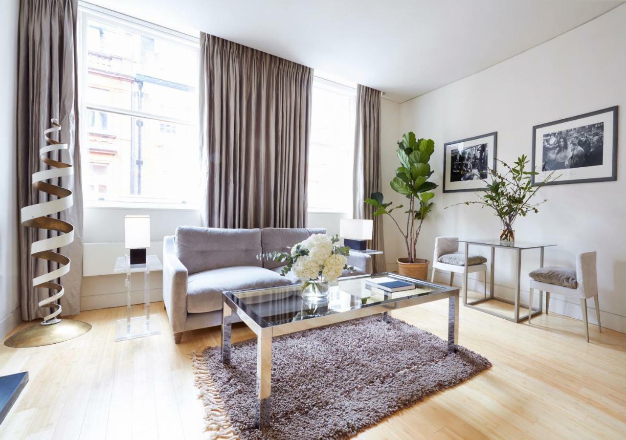 Deluxe One-Bedroom Suite