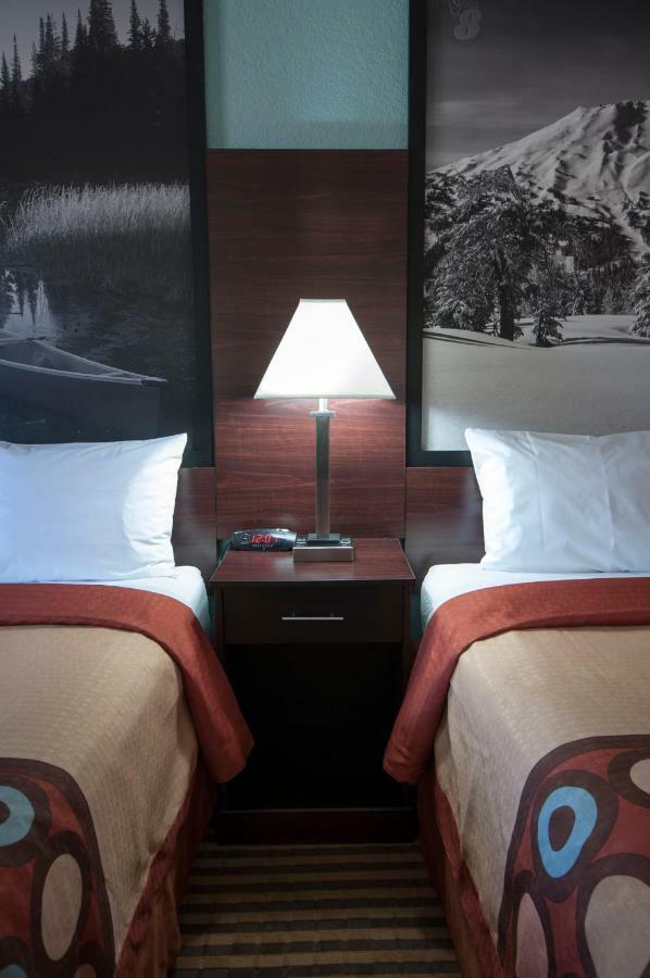 Chambre Standard avec 2 Lits Queen-Size - Non-Fumeurs