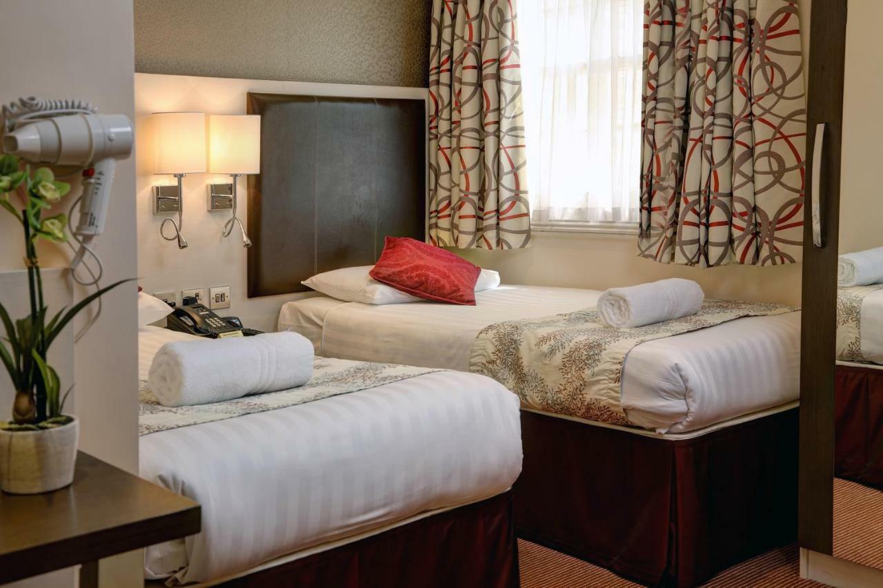 Quarto Standard com 2 Camas de Solteiro - Não Fumantes