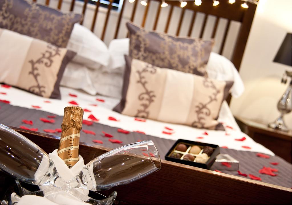 Luxury Room with Spa Bath
