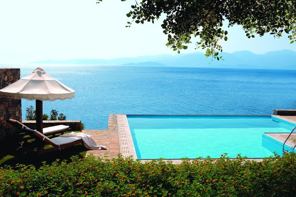 Präsidentenvilla mit 1 Schlafzimmer und eigenem Pool