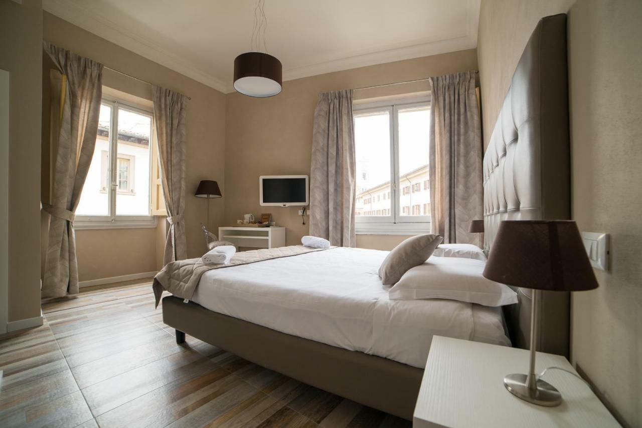 Deluxe Double or Twin Room City View