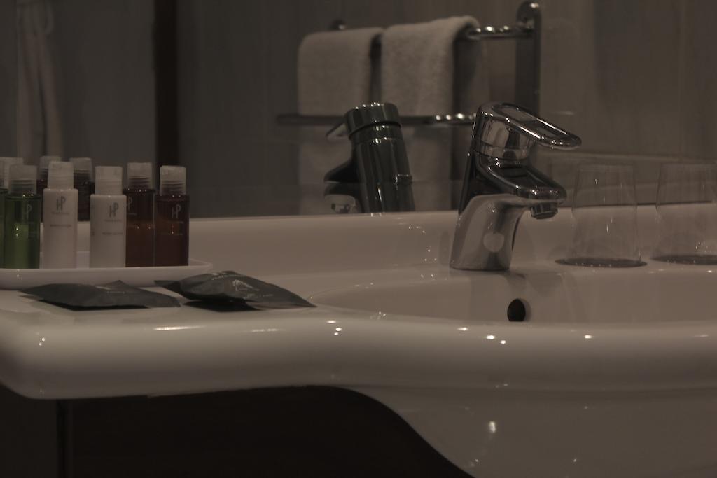 2 Zimmer mit Verbindungstür