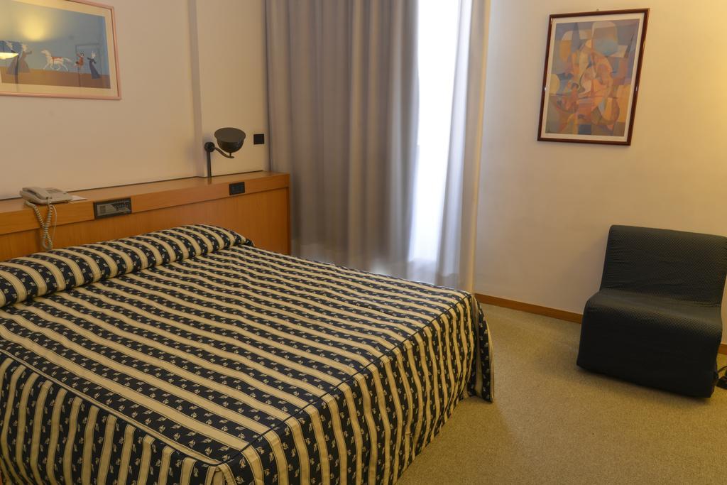 Triple Room,79989537:JPEG