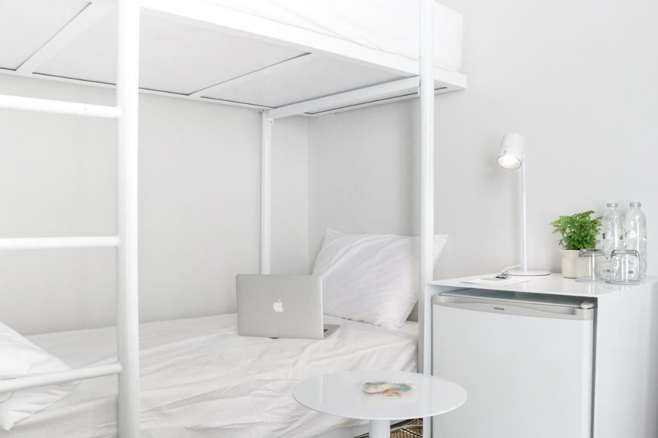 Standard Twin Room No Window