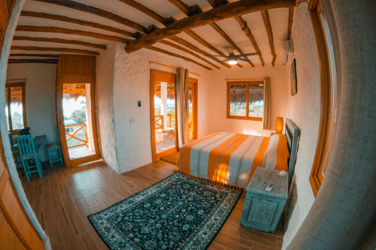 Suite con Vista Mare Parziale e Terrazza